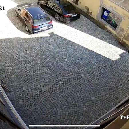 Luxusni Velky Apartman S Terasou V Centru Litomysle Kültér fotó