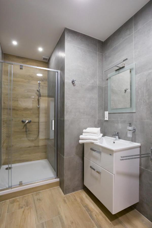 Luxusni Velky Apartman S Terasou V Centru Litomysle Kültér fotó