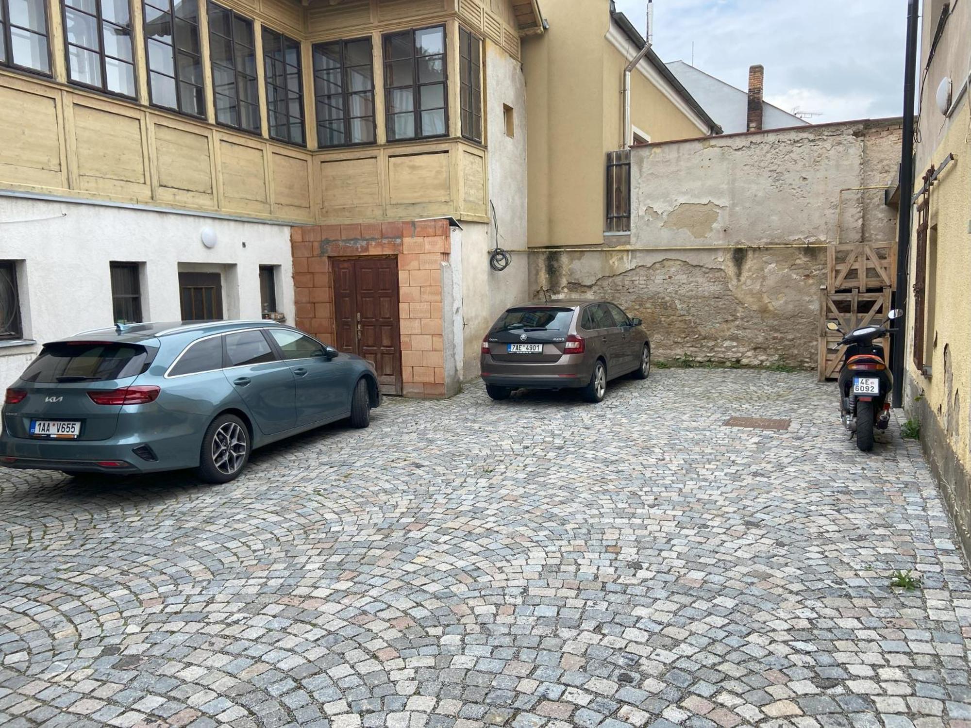 Luxusni Velky Apartman S Terasou V Centru Litomysle Kültér fotó